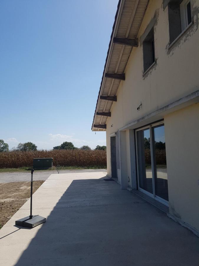 Gîte paisible rénové Hagetmau Extérieur photo